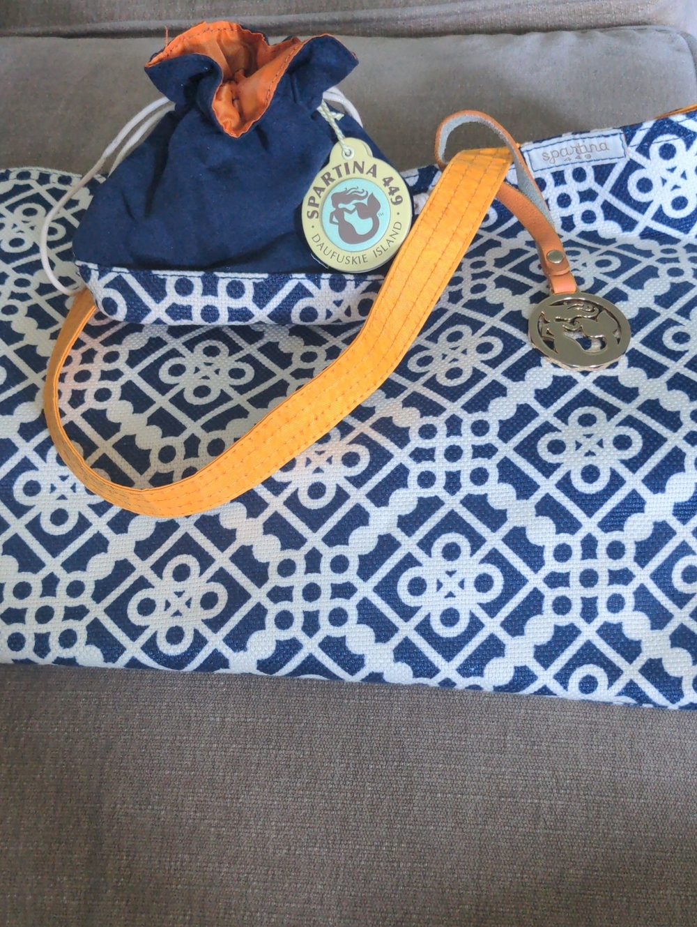 Spartina 449 Navy & Orange Oversized Tote & Drawstring Pouch, Medallion NWT